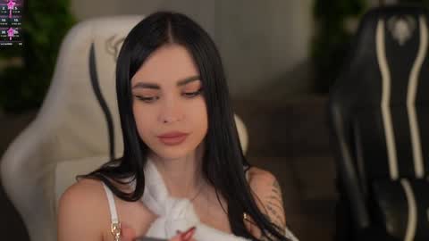 Sweet girls online show from November 19, 2025, 9:53 am