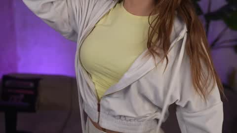 Snapshot of kira0541 chatting on March 14, 2026, 9:37 am Sweet girls online show from March 14, 2026, 9:37 am
