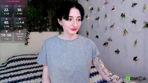 Snapshot of kira__cutie chatting on May 30, 2026, 9:23 pm Kira online show from May 30, 2026, 9:23 pm