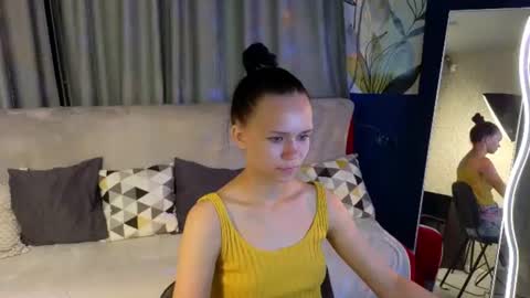 Snapshot of kira_bliss_ chatting on July 25, 2026, 1:36 am kira_bliss_ online show from July 25, 2026, 1:36 am