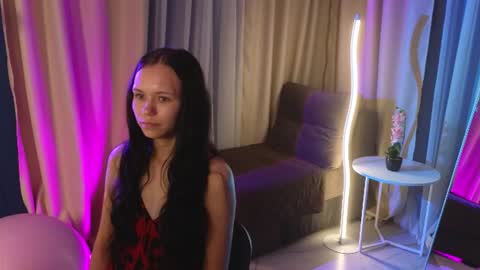 Snapshot of kira_bliss_ chatting on August 7, 2026, 1:40 am kira_bliss_ online show from August 7, 2026, 1:40 am
