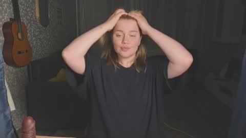 Snapshot of kira_citro chatting on September 26, 2025, 3:43 am Kira NEXT STREAM December 4 5pm CET 11am EST online show from September 26, 2025, 3:43 am