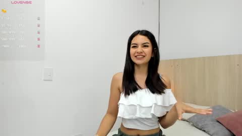Kira online show from May 13, 2026, 11:29 am