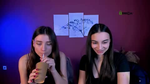 kira_light__ online show from November 28, 2025, 7:16 pm