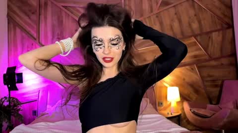 Kira and friends online show from January 4, 2025, 5:47 pm