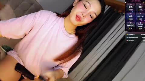 KIRA online show from March 12, 2025, 6:51 am