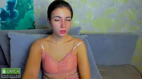 kiraa sunny online show from November 16, 2025, 6:57 pm