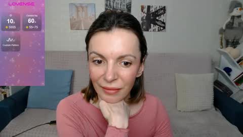 kiramartins cat online show from February 2, 2025, 5:04 pm