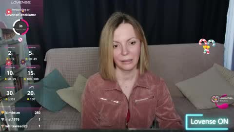 kiramartins cat online show from May 10, 2026, 1:49 pm