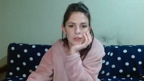 Kira online show from June 18, 2026, 8:24 pm