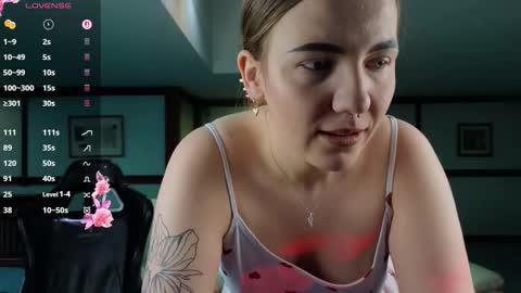 Snapshot of kirarustle chatting on February 24, 2026, 2:31 am Kira online show from February 24, 2026, 2:31 am