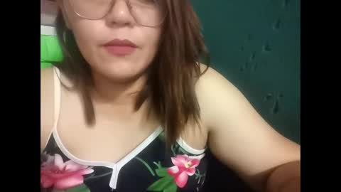 Snapshot of kiray20 chatting on December 4, 2024, 12:14 pm kiray20 online show from December 4, 2024, 12:14 pm