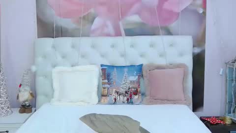 Snapshot of kirayamomoto chatting on January 15, 2025, 2:13 pm kirayamomoto online show from January 15, 2025, 2:13 pm