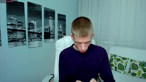 Snapshot of kireev_ chatting on December 24, 2024, 9:17 am online show from December 24, 2024, 9:17 am