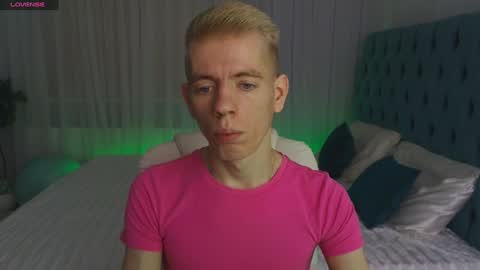 Snapshot of kireev_ chatting on January 27, 2025, 7:03 am online show from January 27, 2025, 7:03 am