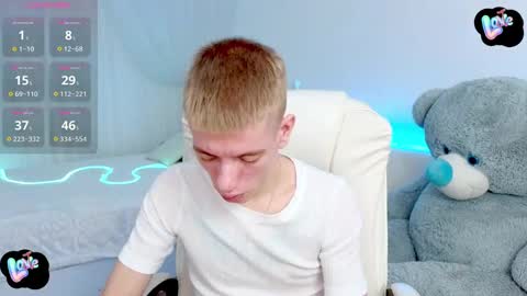 Snapshot of kireev_ chatting on February 8, 2025, 7:27 pm online show from February 8, 2025, 7:27 pm