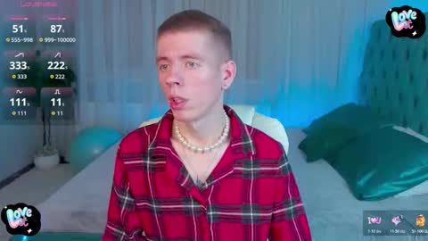 Snapshot of kireev_ chatting on December 13, 2025, 7:53 pm online show from December 13, 2025, 7:53 pm