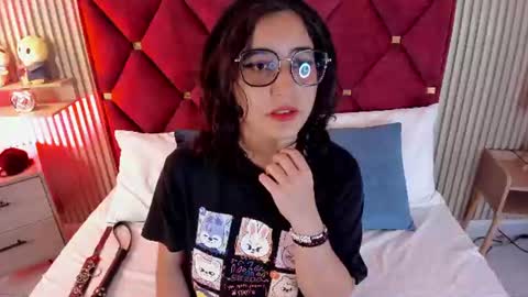 Samantha  Velvet online show from June 27, 2026, 2:16 am