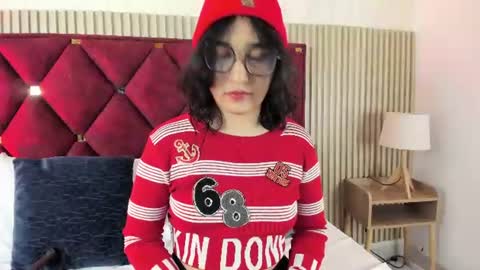 Samantha  Velvet online show from June 30, 2026, 2:45 am