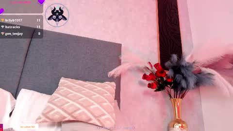 Samantha  Velvet online show from July 7, 2026, 7:23 am