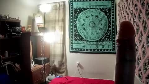 Kirra Rune online show from October 7, 2025, 2:20 am