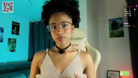 Snapshot of kiry_blossom chatting on May 2, 2026, 4:17 am See you in a few minutes today December 1st. online show from May 2, 2026, 4:17 am