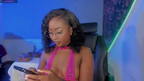 Snapshot of kishalove_ chatting on September 11, 2025, 10:04 am kishalove_ online show from September 11, 2025, 10:04 am