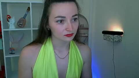 Snapshot of kiss_shy chatting on May 25, 2026, 4:35 pm Valeria online show from May 25, 2026, 4:35 pm