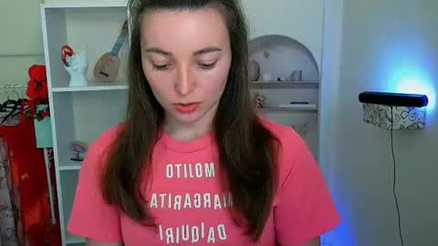 Valeria online show from June 15, 2026, 9:33 am