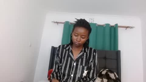 kisses_galore online show from July 19, 2026, 7:06 pm