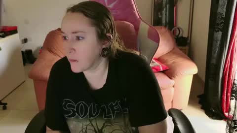 kissica online show from January 26, 2025, 11:28 am