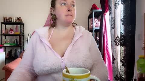 kissica online show from April 1, 2026, 8:48 am