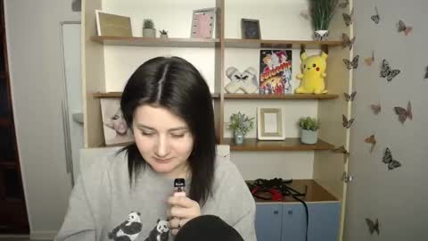 kissleoxx online show from April 10, 2026, 11:26 am