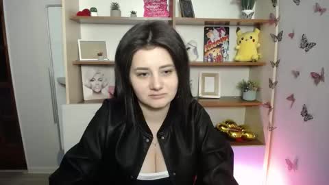 Snapshot of kissleoxx chatting on May 15, 2026, 12:12 pm kissleoxx online show from May 15, 2026, 12:12 pm