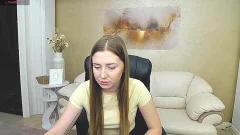 kissme_now online show from February 14, 2026, 2:03 pm