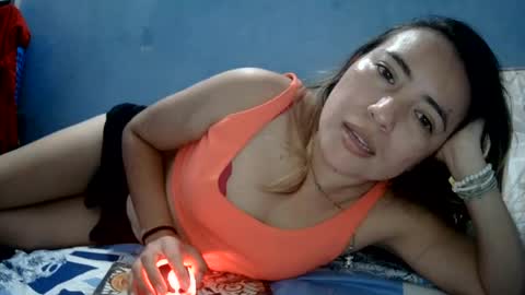 Snapshot of kissmelovejummy chatting on July 30, 2026, 12:04 pm Erika paul online show from July 30, 2026, 12:04 pm