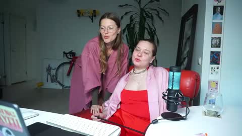Mistress Lily  Mary online show from September 29, 2025, 3:28 pm