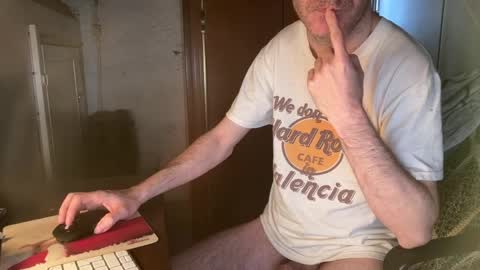 Snapshot of kissofbanned1983 chatting on May 22, 2026, 7:48 am kissofbanned1983 online show from May 22, 2026, 7:48 am