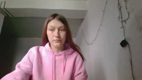 kiti_kitiss online show from February 12, 2026, 11:16 am