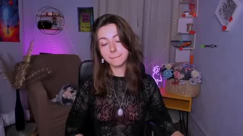 kitniss online show from June 6, 2026, 7:29 pm