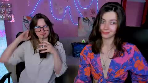 kitniss online show from June 11, 2026, 2:53 am