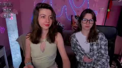 kitniss online show from June 16, 2026, 7:16 pm