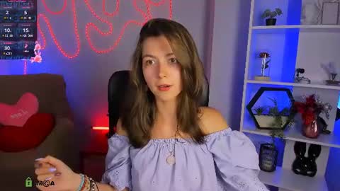 kitniss online show from July 17, 2026, 7:08 pm