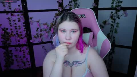 kitsune_little online show from July 7, 2026, 7:51 pm
