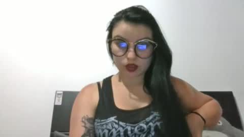 Snapshot of kitsune_sama69 chatting on April 21, 2026, 11:29 pm Kitsune Valery online show from April 21, 2026, 11:29 pm