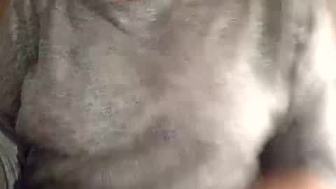 kitsuneniki online show from March 11, 2026, 5:08 pm