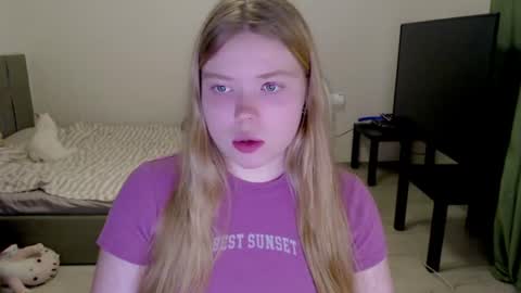 Jennyblonde and Emmabrunette online show from July 11, 2026, 4:53 pm