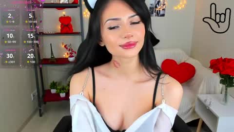 Snapshot of kitti__ chatting on May 1, 2026, 1:21 am Kitti online show from May 1, 2026, 1:21 am