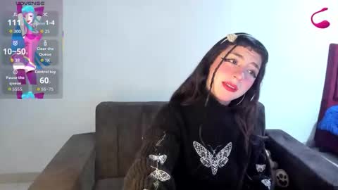 kitty__chs online show from September 28, 2025, 11:15 am