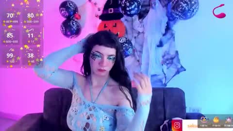 kitty__chs online show from October 3, 2025, 11:29 am